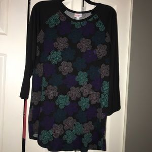 Lularoe 2XL Black flower Randy 3/4 sleeve shirt